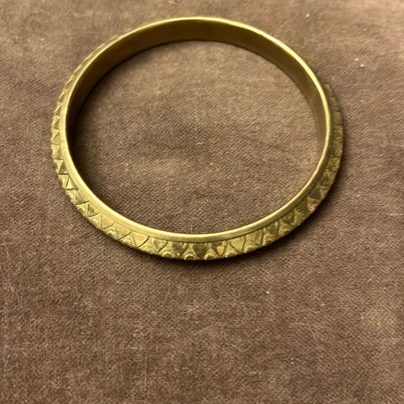 Vintage Jewelry - Vintage Etched Hearts Brass Bracelet Bangle